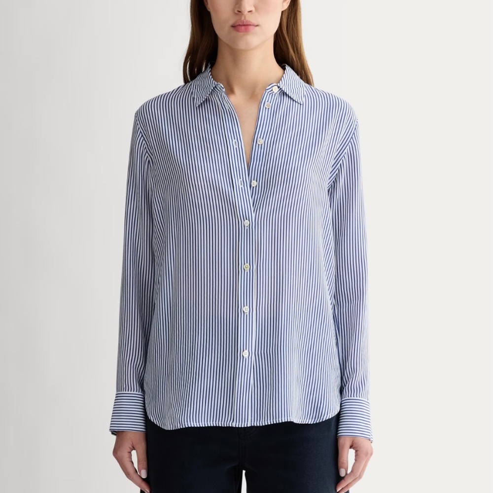 Everlane The Must-Have Shirt in Washable Silk
